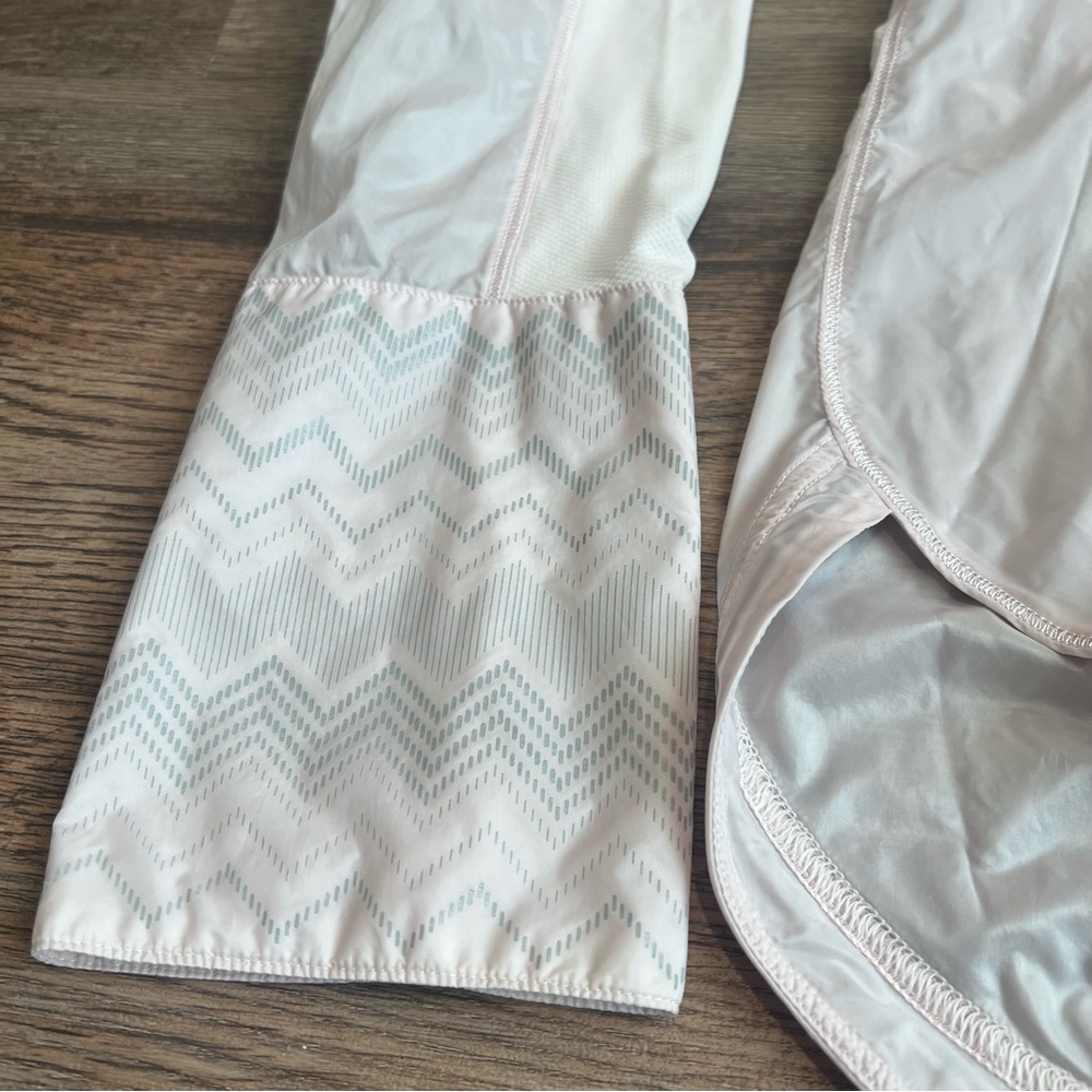 Lululemon Pedal Power Wind Shirt Jacket Neutral Blush Size 8 Silver Hardware - Picture 5 of 13